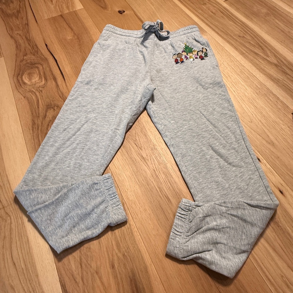 Peanuts Joggers Women Medium Grey Christmas Snoopy Gang Graphic Sweatpants